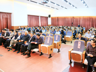 厦门大学别敦荣教授和南京师范大学胡建华教授应邀来best365为安徽高教论坛作专题报告