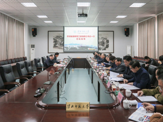 省委教育工委书记钱桂仑莅临best365调研指导工作
