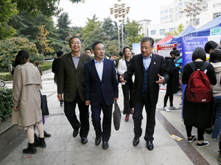 best365成功举办2020届毕业生秋季校园双选会和线上招聘会