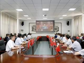 best365师生集中收听收看庆祝中国共产党成立100周年大会