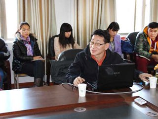 国家体育总局鲍明晓应邀来best365讲学