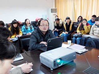 《新文学史料》编辑刘伟应邀来best365讲学