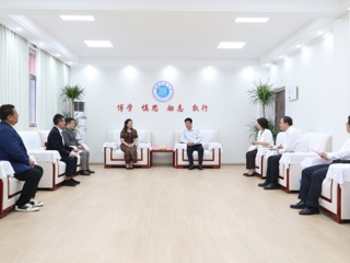 泰国北碧皇家大学校长陈珍妮一行应邀访问best365